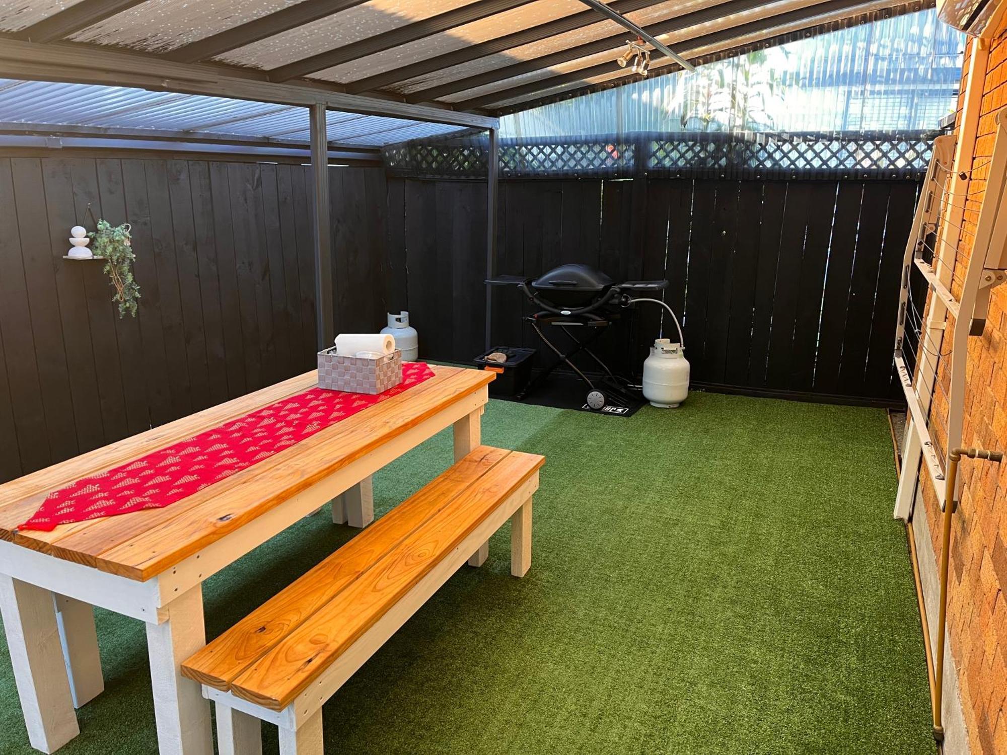 Salty Breeze Beach House Orewa Exterior foto