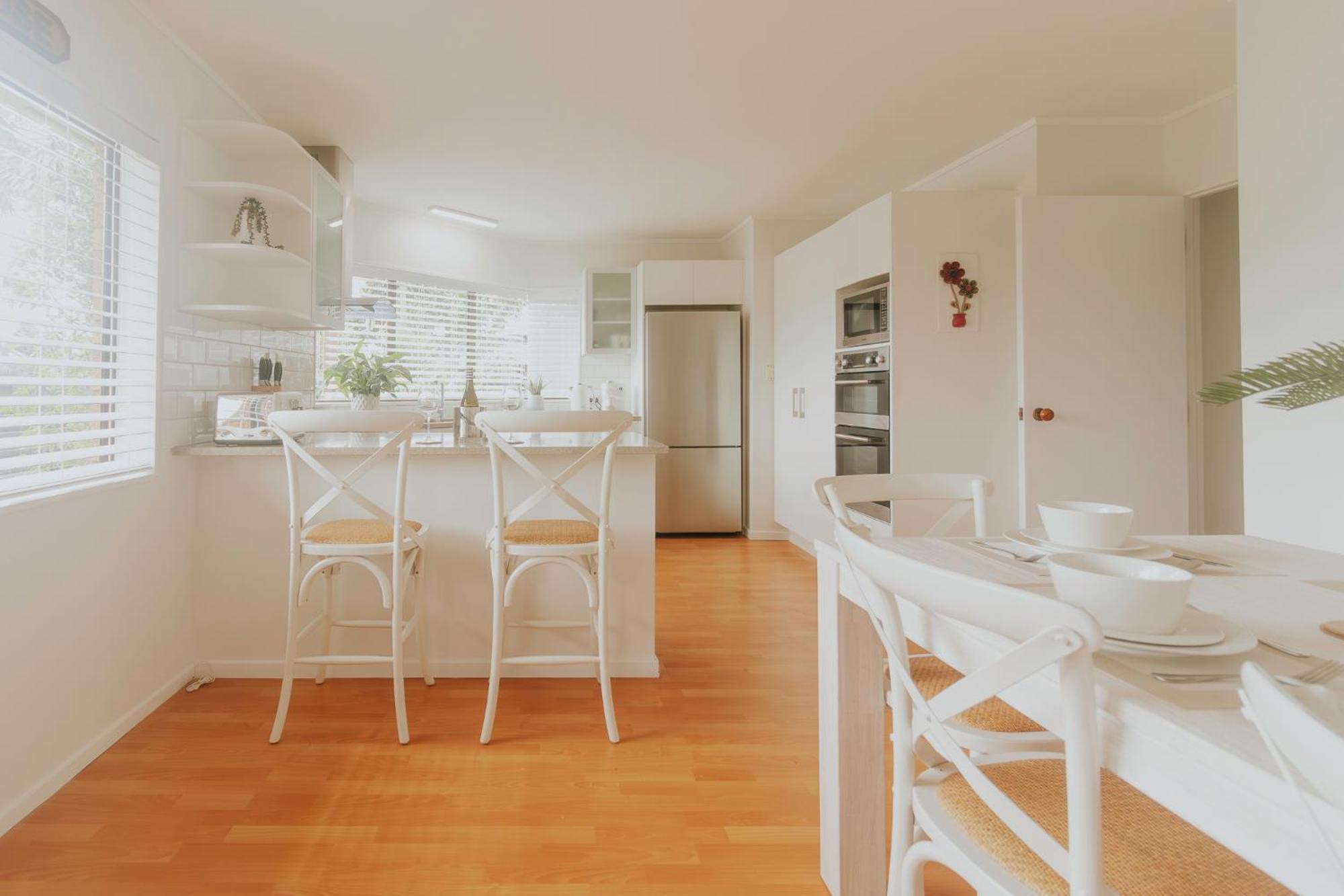 Salty Breeze Beach House Orewa Exterior foto